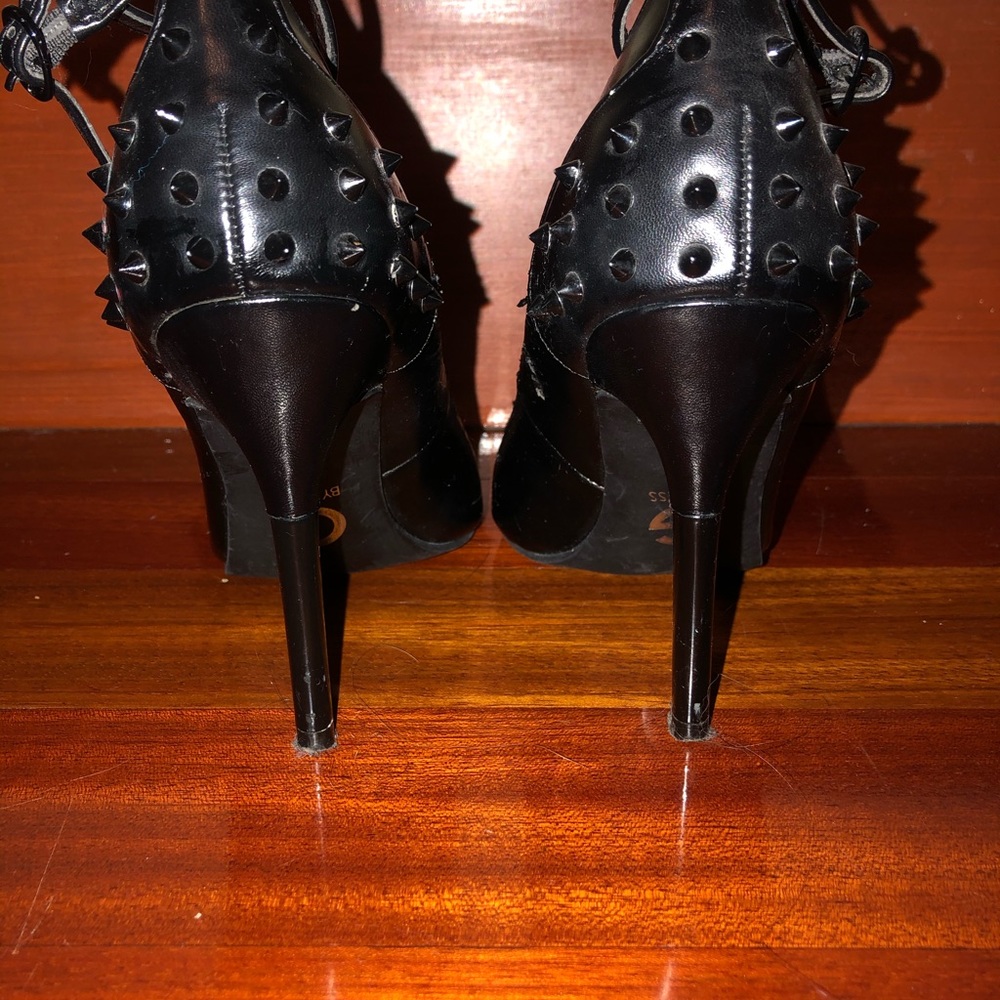 Guess pumps - Picture 2 of 5